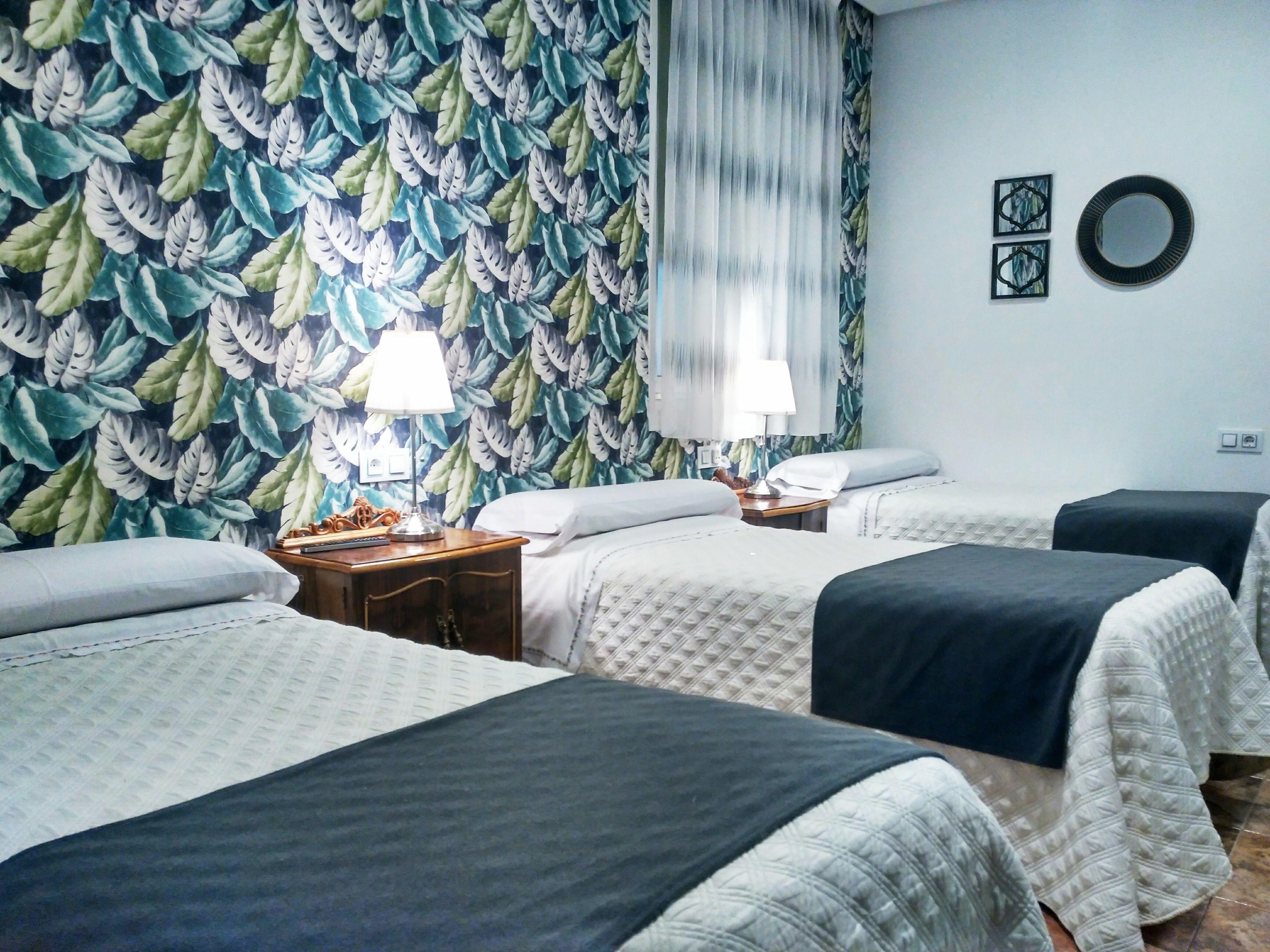 Hostal Bruna Paseo Del Prado — Foto 1